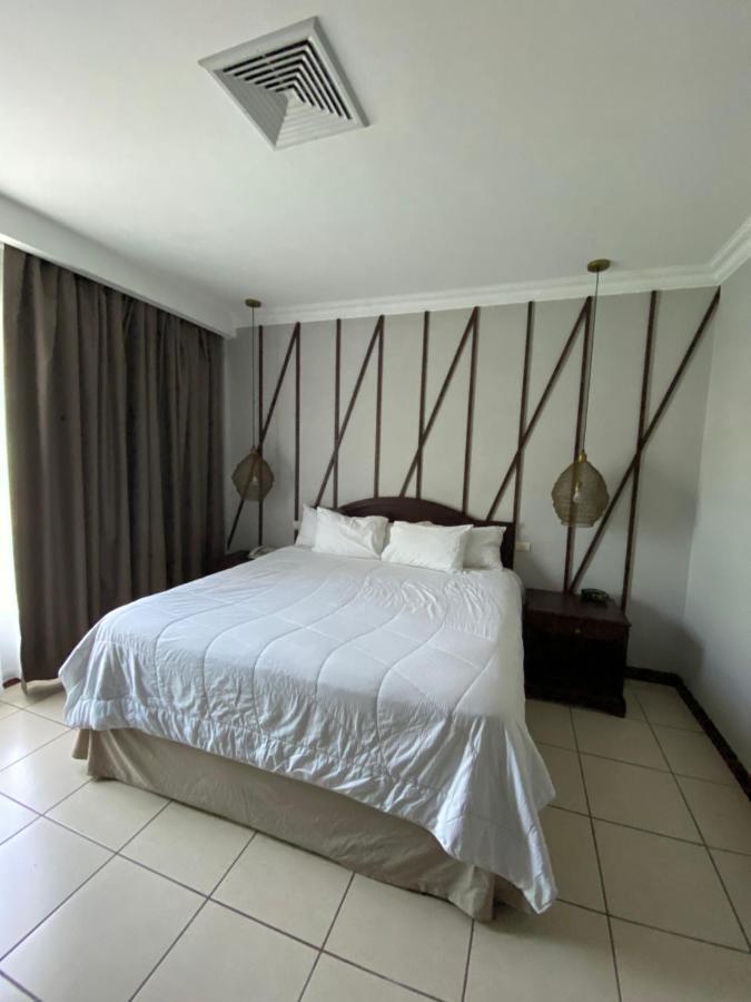 Mirador Plaza Hotel 4*
