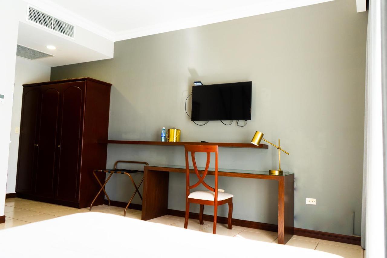 Mirador Plaza Hotel 4*