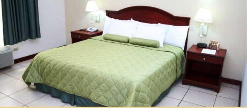 Mirador Plaza Hotel