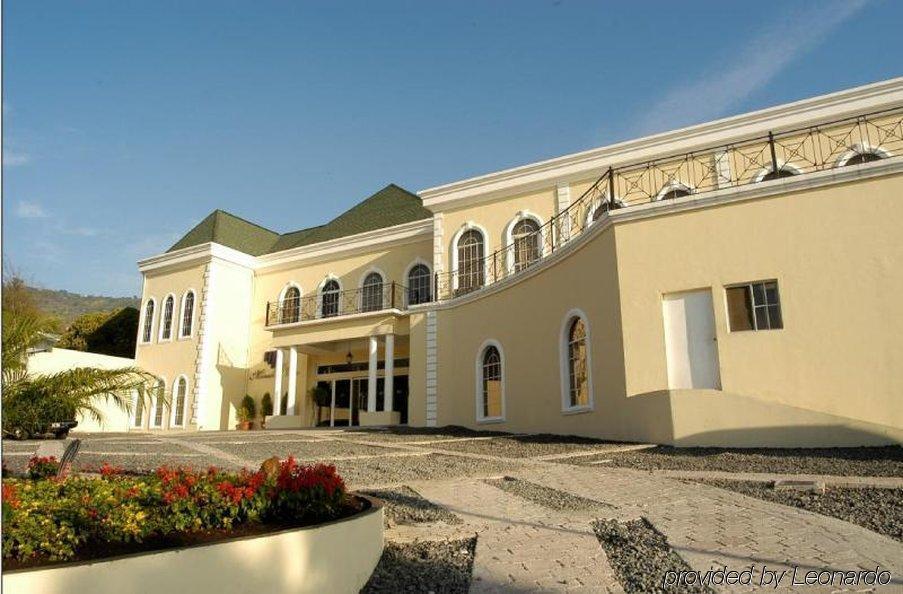 Mirador Plaza Hotel 4*