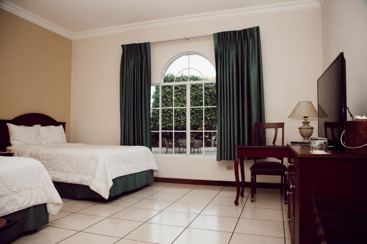 Hotel Mirador Plaza 4*